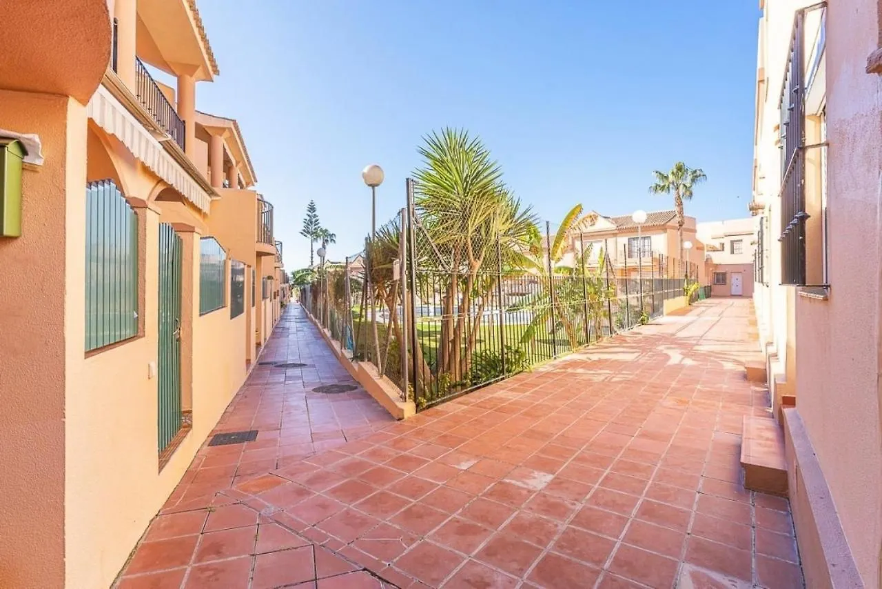 Apartamento En Urbanizacion Al-Andalus Cerca De La Playa De La Barrosa Chiclana de la Frontera Spain