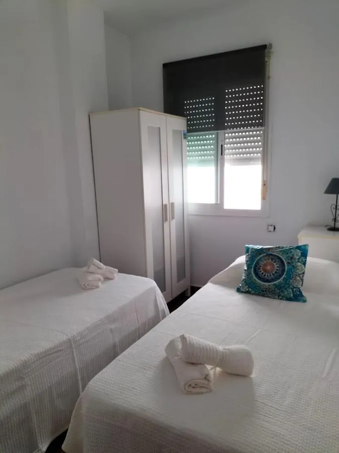 Apartamento En Urbanizacion Al-Andalus Cerca De La Playa De La Barrosa Chiclana de la Frontera Spain