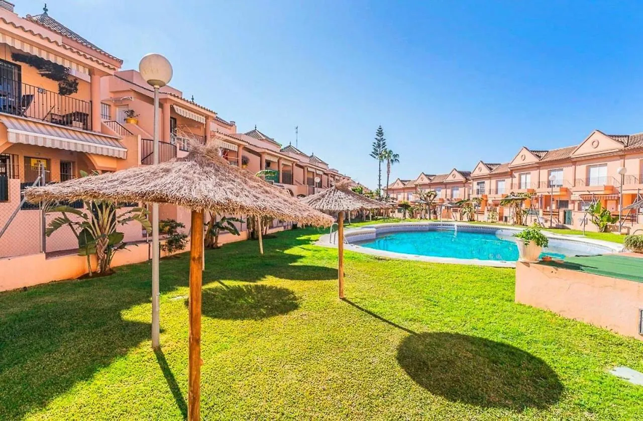 Apartamento En Urbanizacion Al-Andalus Cerca De La Playa De La Barrosa contacts